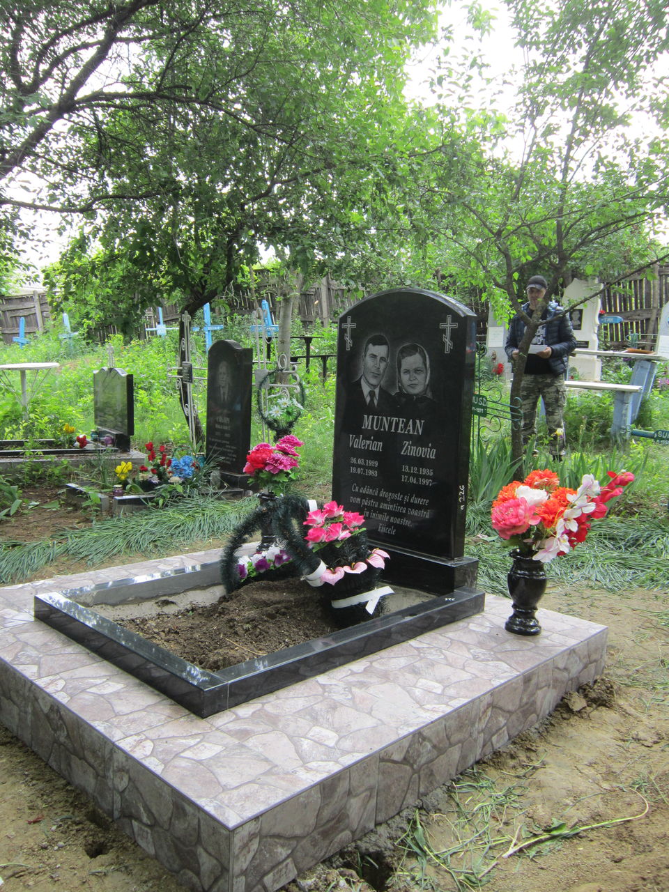 Monumente.  Памятники гранитные. фото 0