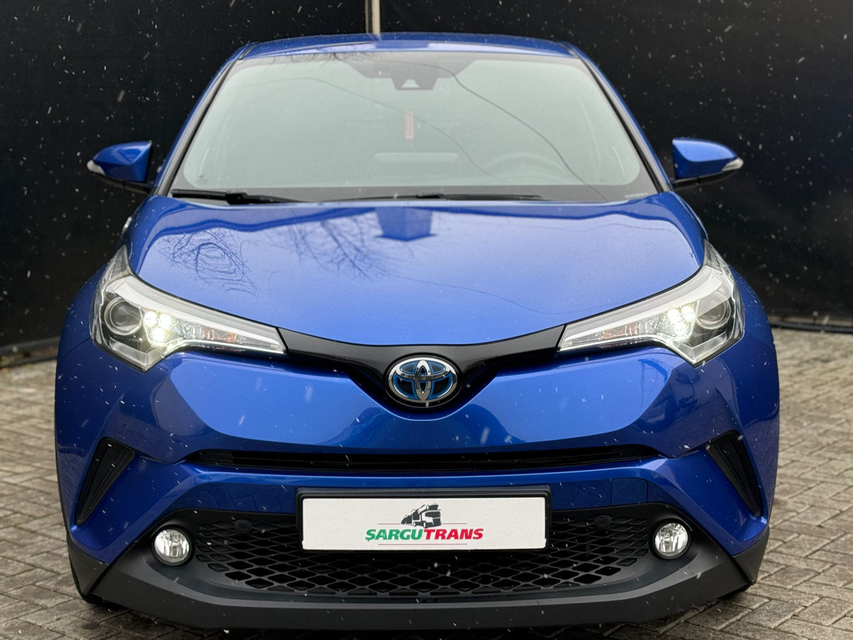 Toyota C-HR foto 1