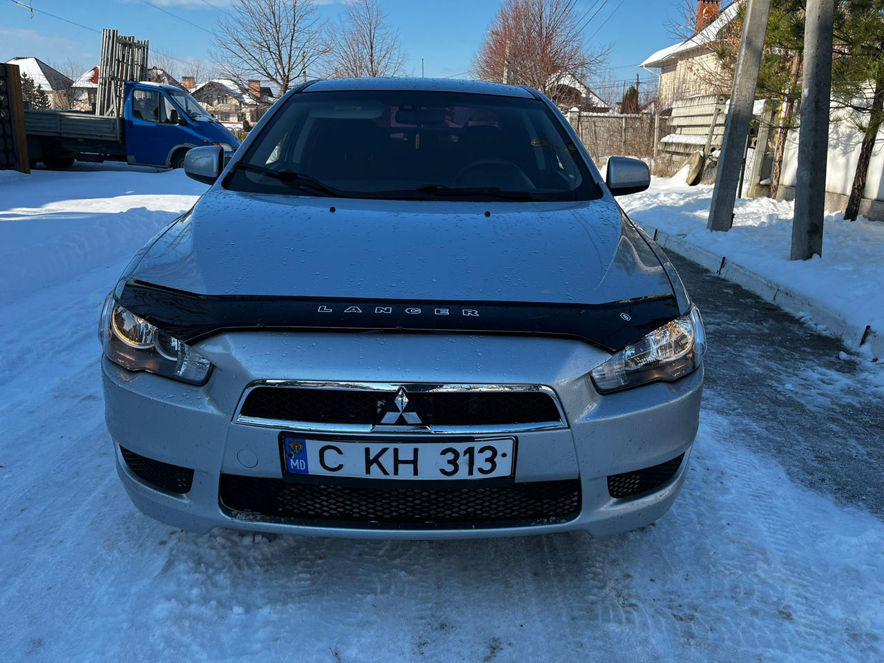 Mitsubishi Lancer foto 1