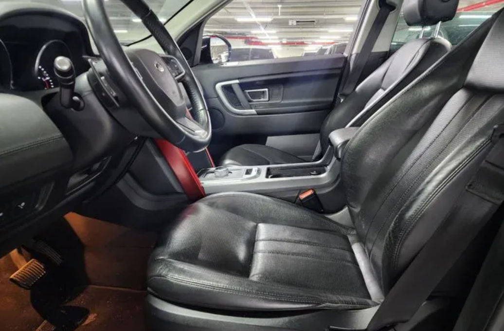 Land Rover Discovery Sport foto 7