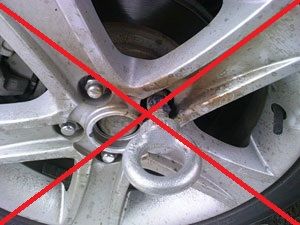 Extragem suruburi antifurt sekretka roti 24/24 Botanica foto 8