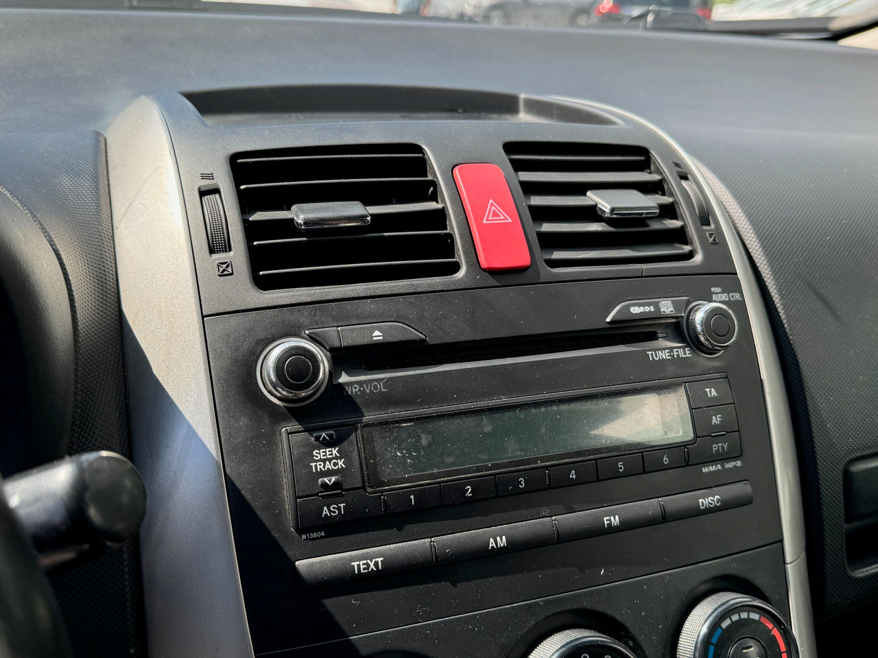 Toyota Auris foto 12