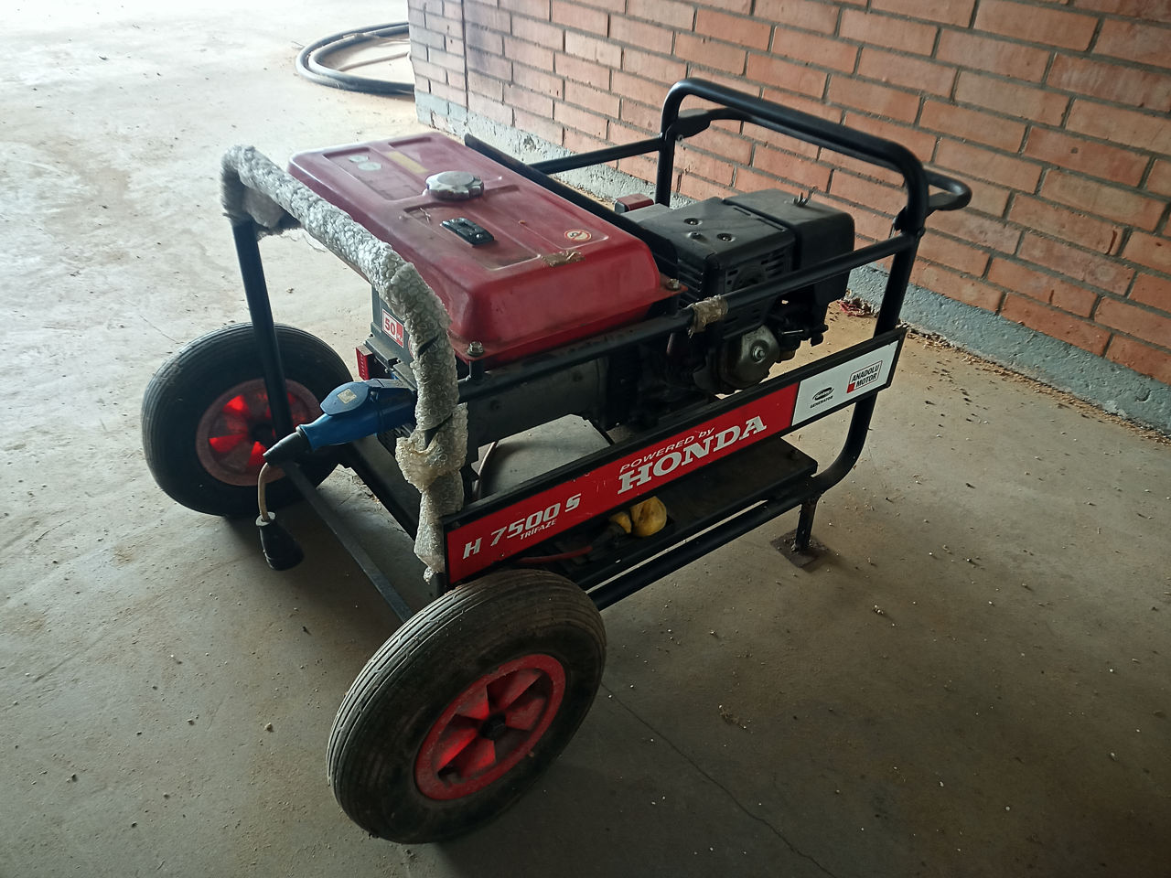 Generator H 7500 S Honda 390  7.5KW Monofazat 220V. foto 5