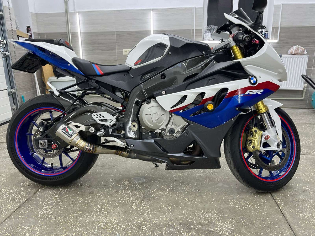 BMW S1000RR фото 2