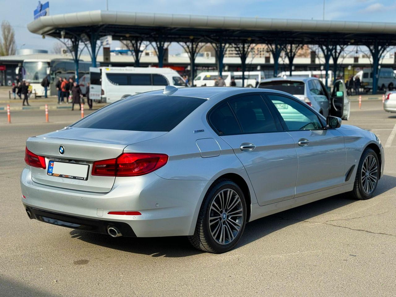 BMW 5 Series foto 5