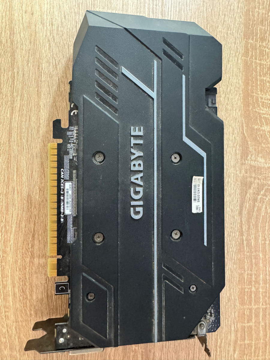 GTX 1650 Super  / i5 9400f foto 1