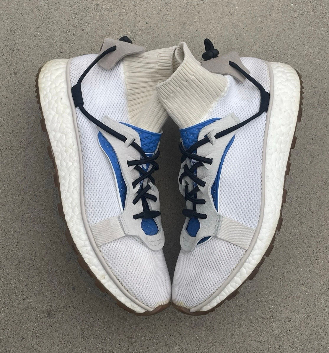 Adidas AW Run x Alexander Wang Running Shoes Mens White/Blue  display picture 1