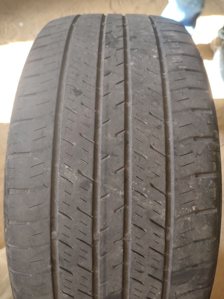 255/55 R17 Continental foto 1