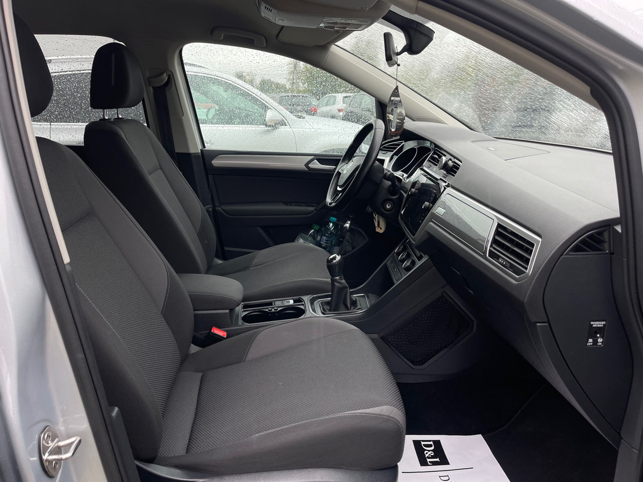 Volkswagen Touran foto 15