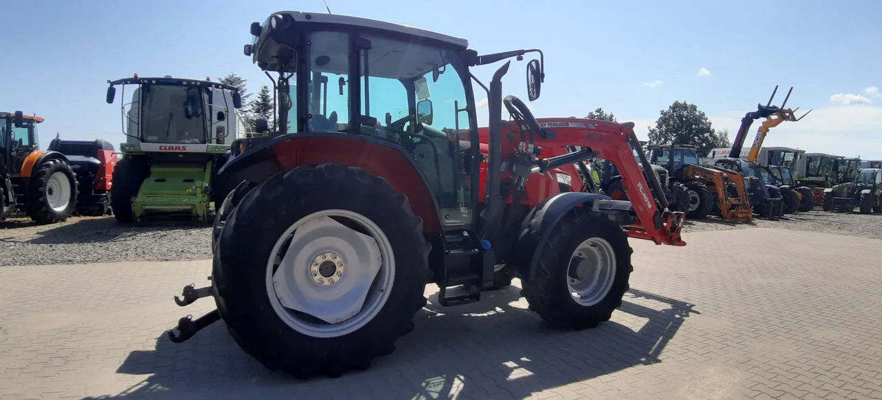 Massey Ferguson 5710 foto 3