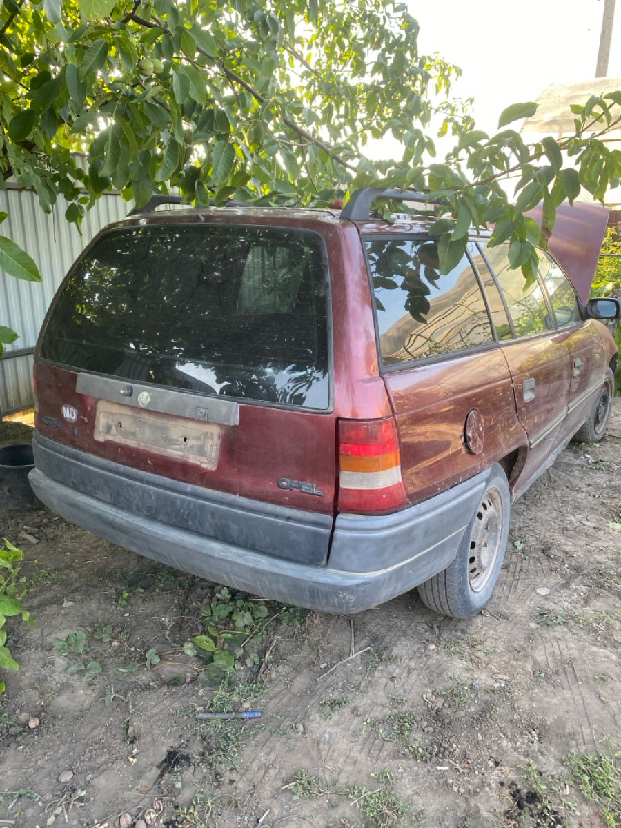 Opel astra foto 1