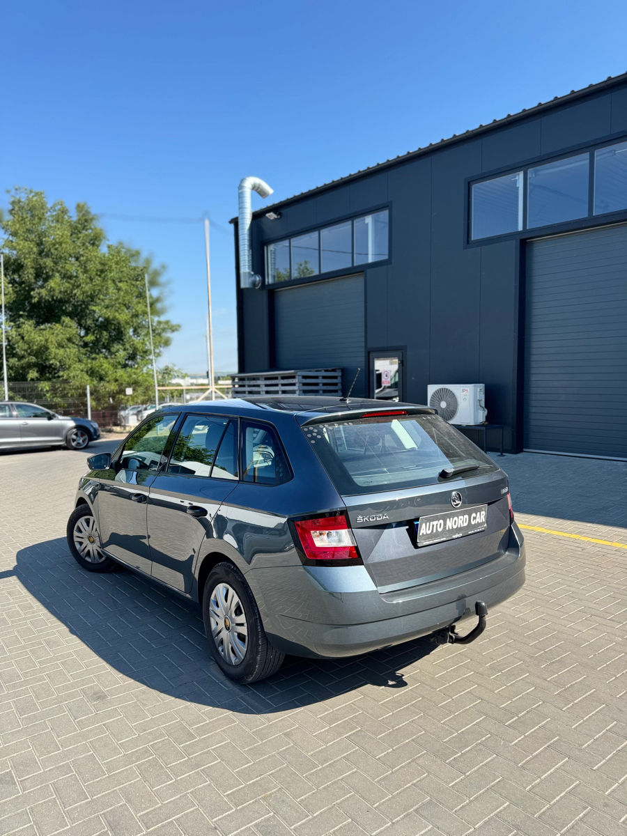 Skoda Fabia foto 3