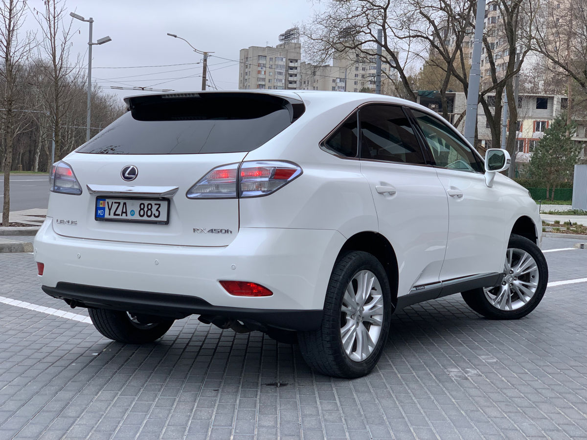 Lexus RX Series фото 2