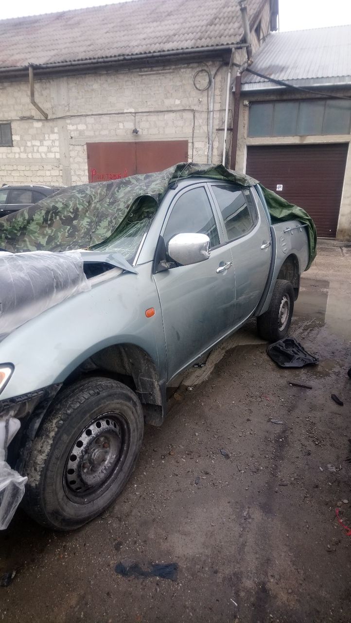 Piese Запчасти Mitsubishi L200 Pajero Sport Pajero Asx Outlander Xl foto 2