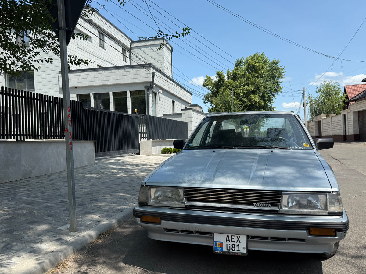 Toyota Camry фото 0