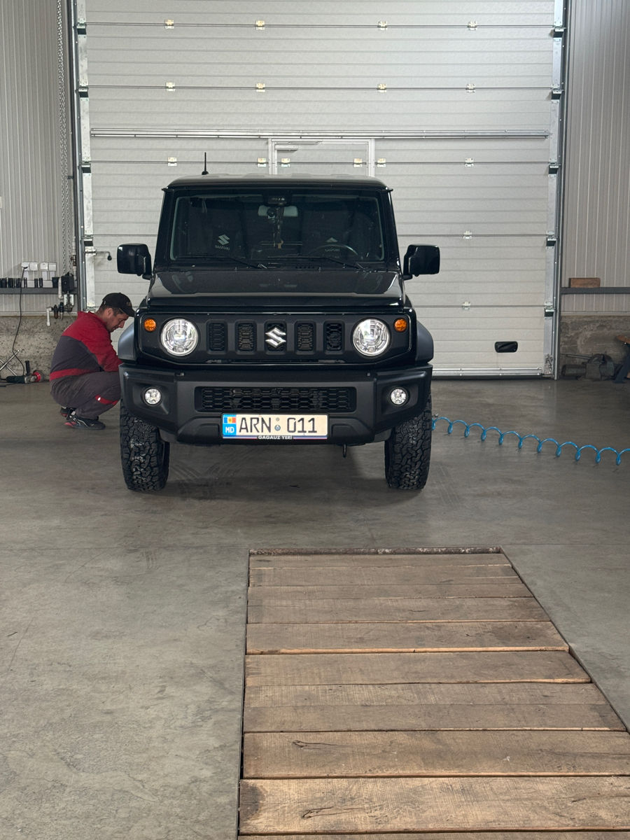 Suzuki Jimny foto 5