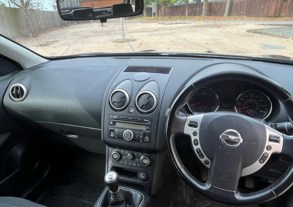 Nissan Qashqai 2011 foto 3