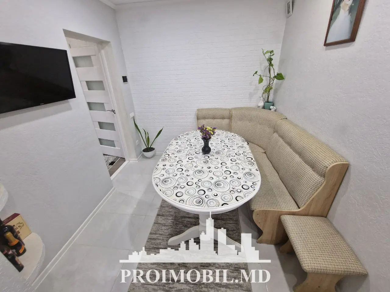 Apartament cu 2 camere, 68 m², Centru, Chișinău foto 4