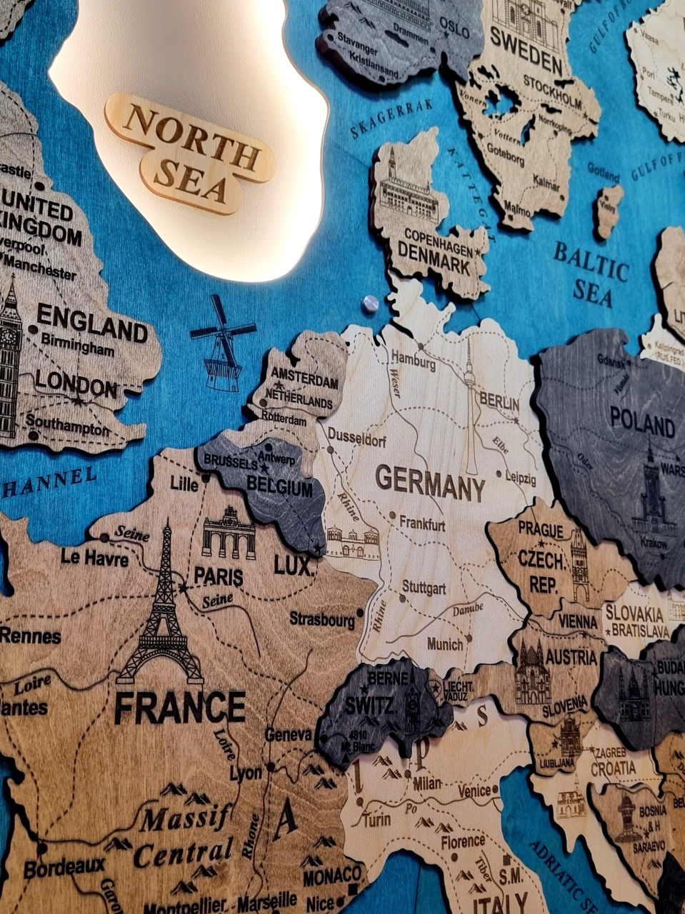Карта Европы из дерева / Harta Europei din lemn foto 1