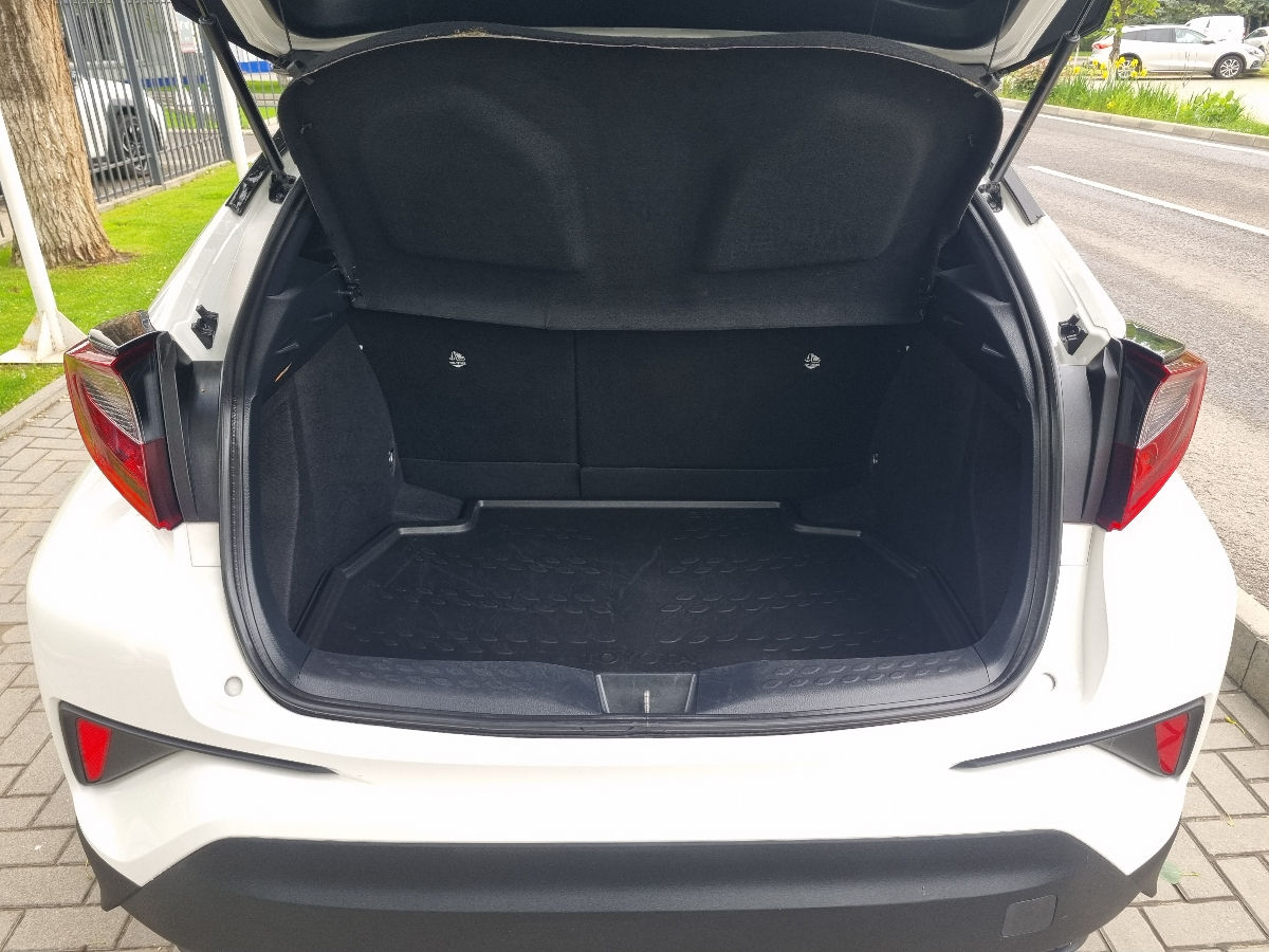 Toyota C-HR 2023 photo 17