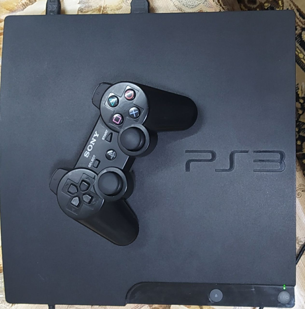 Продам Playstation 3 slim 160 Гб прошит + 21 игра