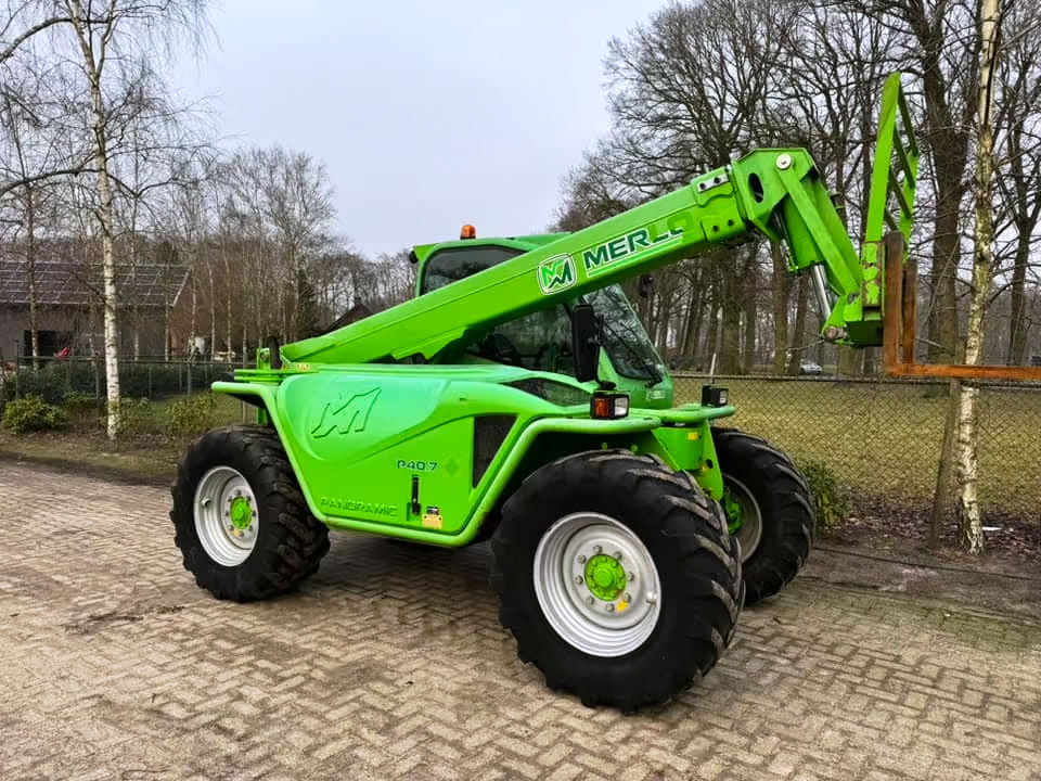 Телескопический погрузчик Merlo P40.7 2007 foto 3