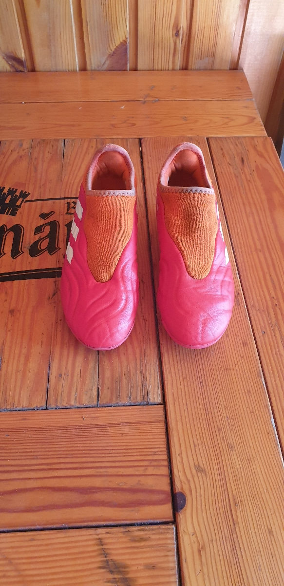 Vind buțe pentru fotbal Nike Phantom Vision marimea 35 talpa 22 cm. Adidas Copa marimea 33 . foto 3