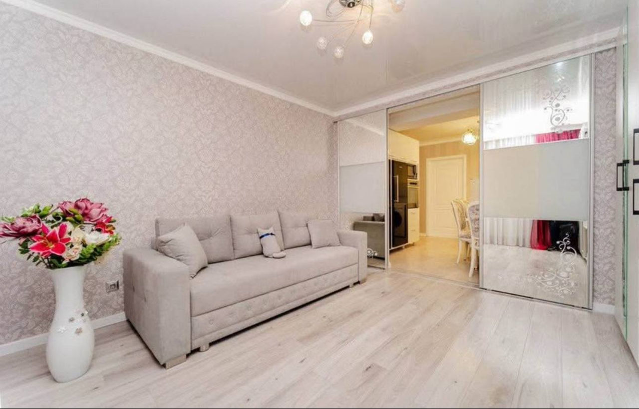 Apartament cu 2 camere,  Botanica,  Chișinău,  Chișinău mun. foto 0