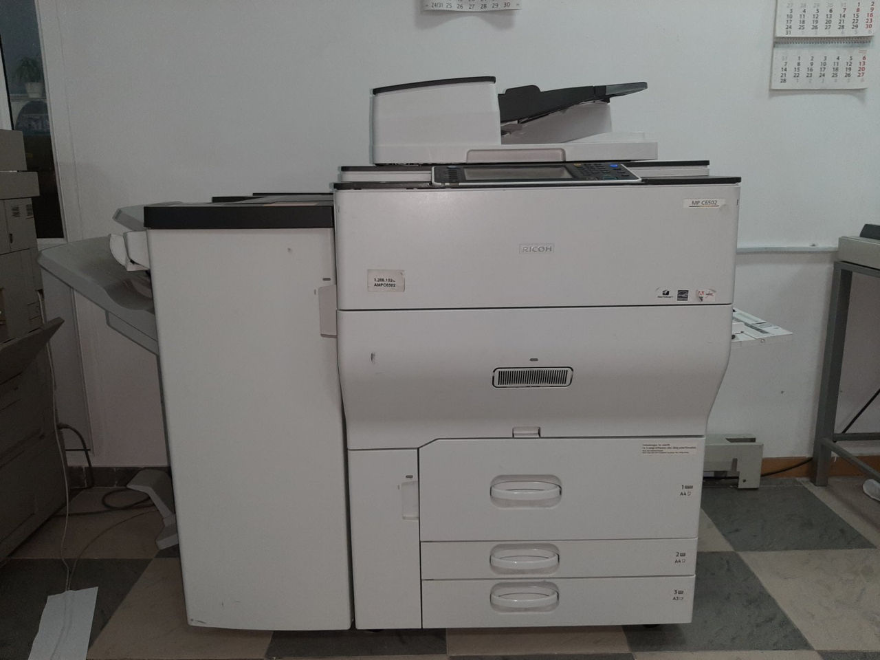 Ricoh mp c6502 + booklet finisher