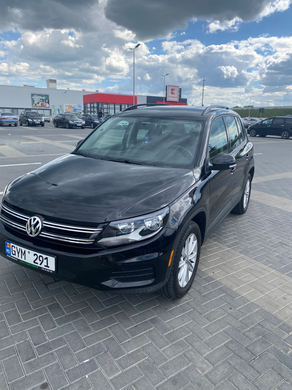 Volkswagen Tiguan фото 7