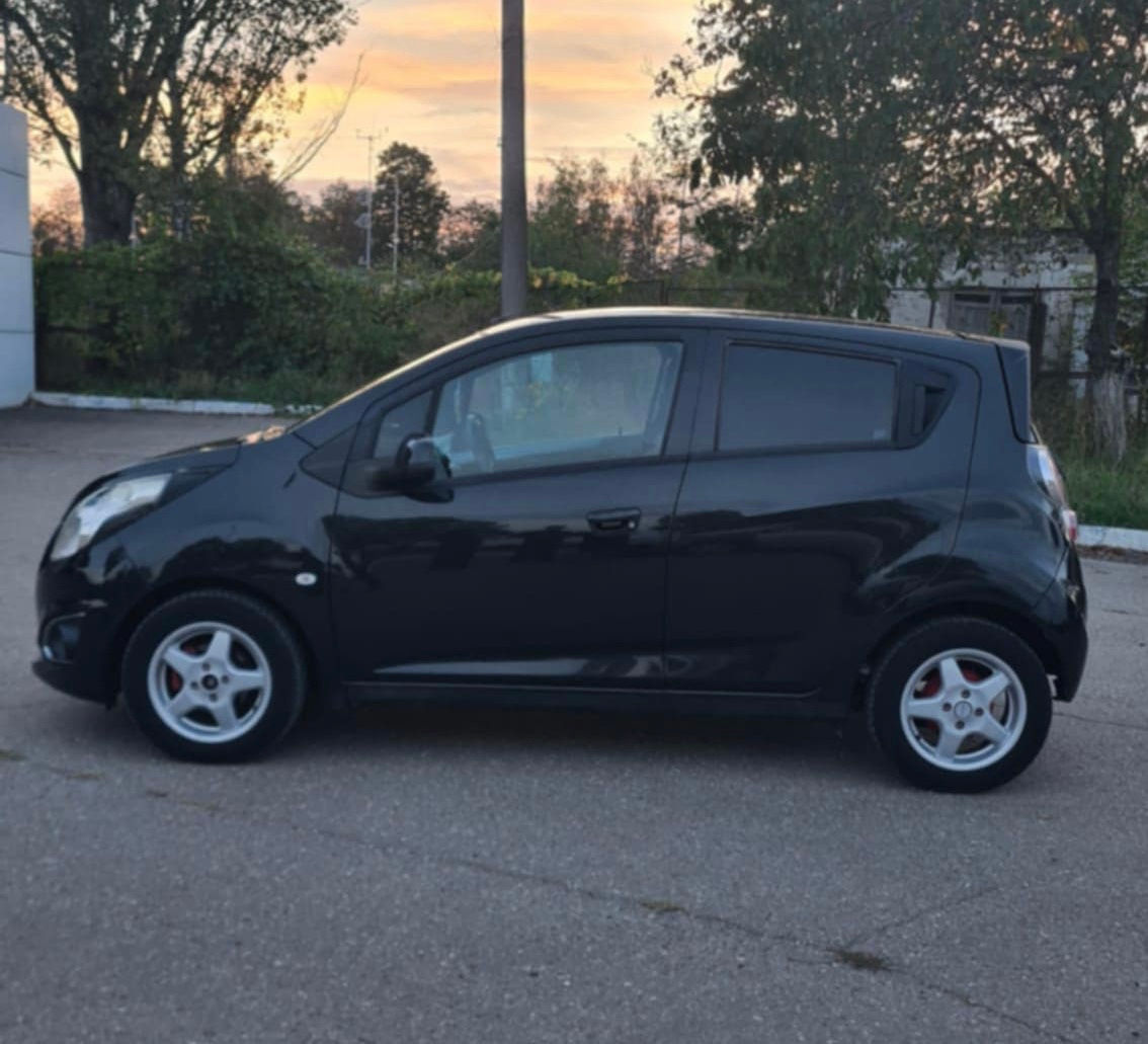 Chevrolet Spark фото 8