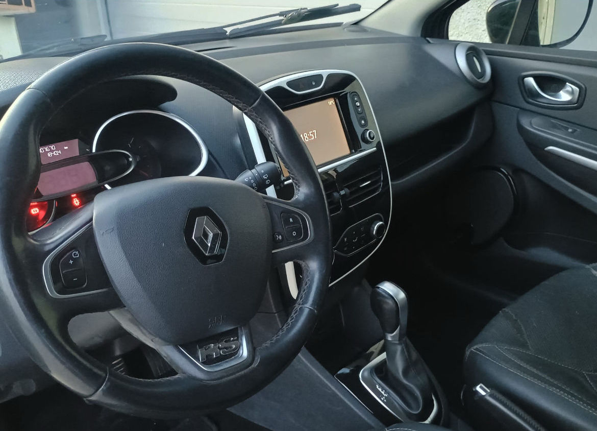 Renault Clio foto 8