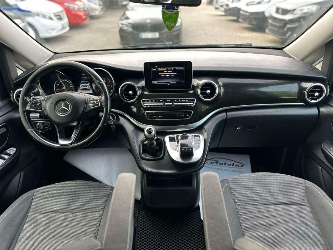 Mercedes V-Class foto 6