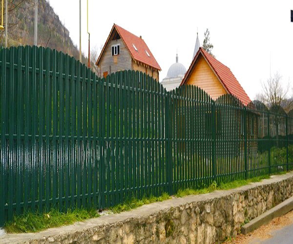 Сварные панели (евро заборы),сетка металлическая,штакетник,столбы,колючая проволока,столбы фото 9