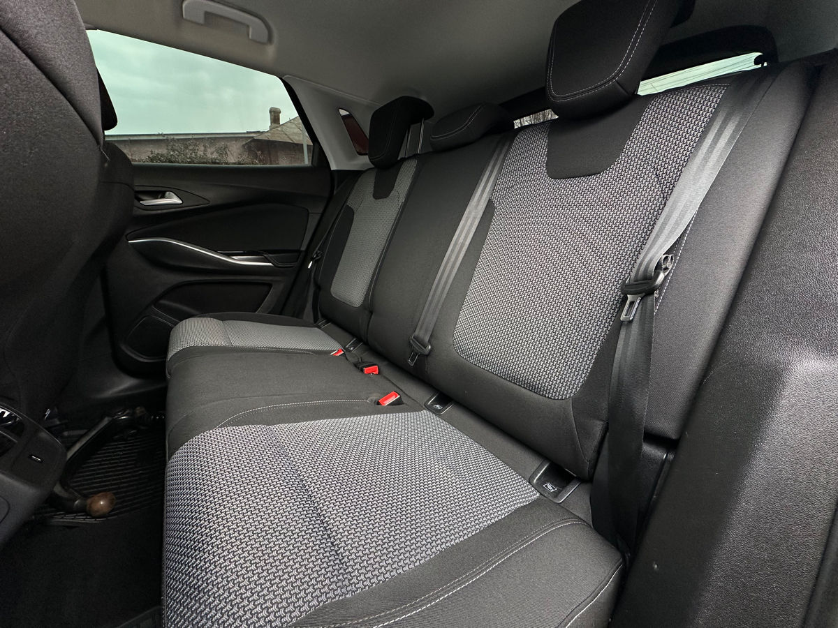 Opel Grandland X фото 8