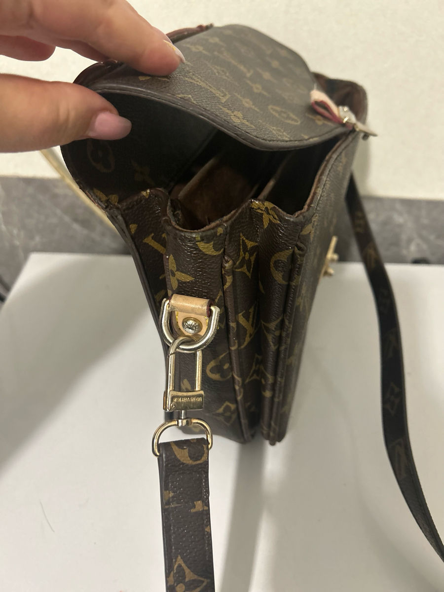 Geanta Louis Vuitton Replica de lux foto 5