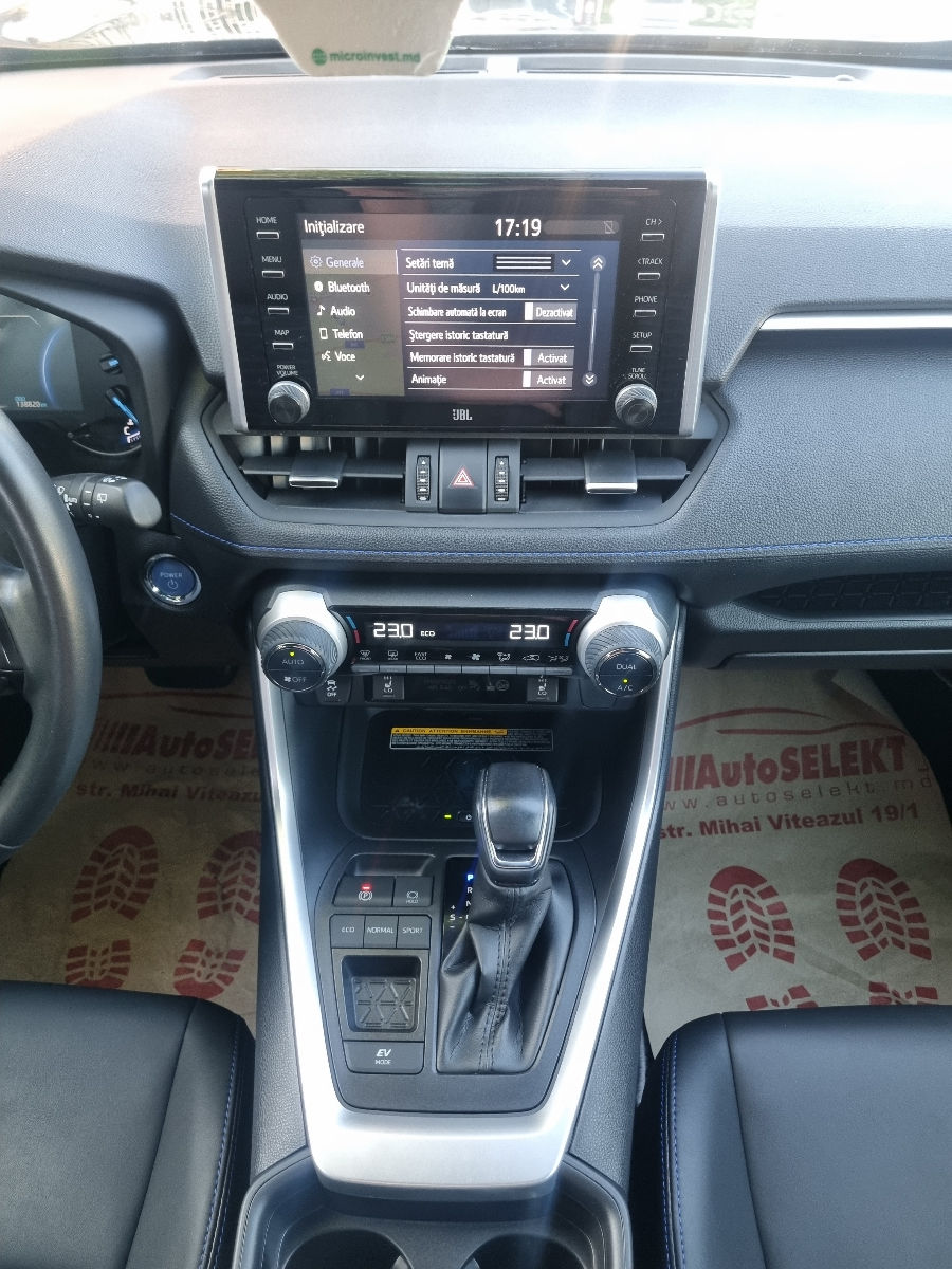 Toyota Rav 4 2021 photo 13