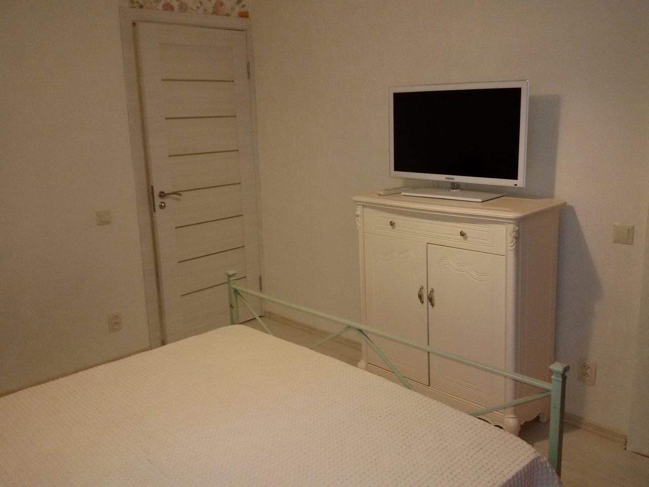 Apartament cu 2 camere, 75 m², Botanica, Chișinău foto 7