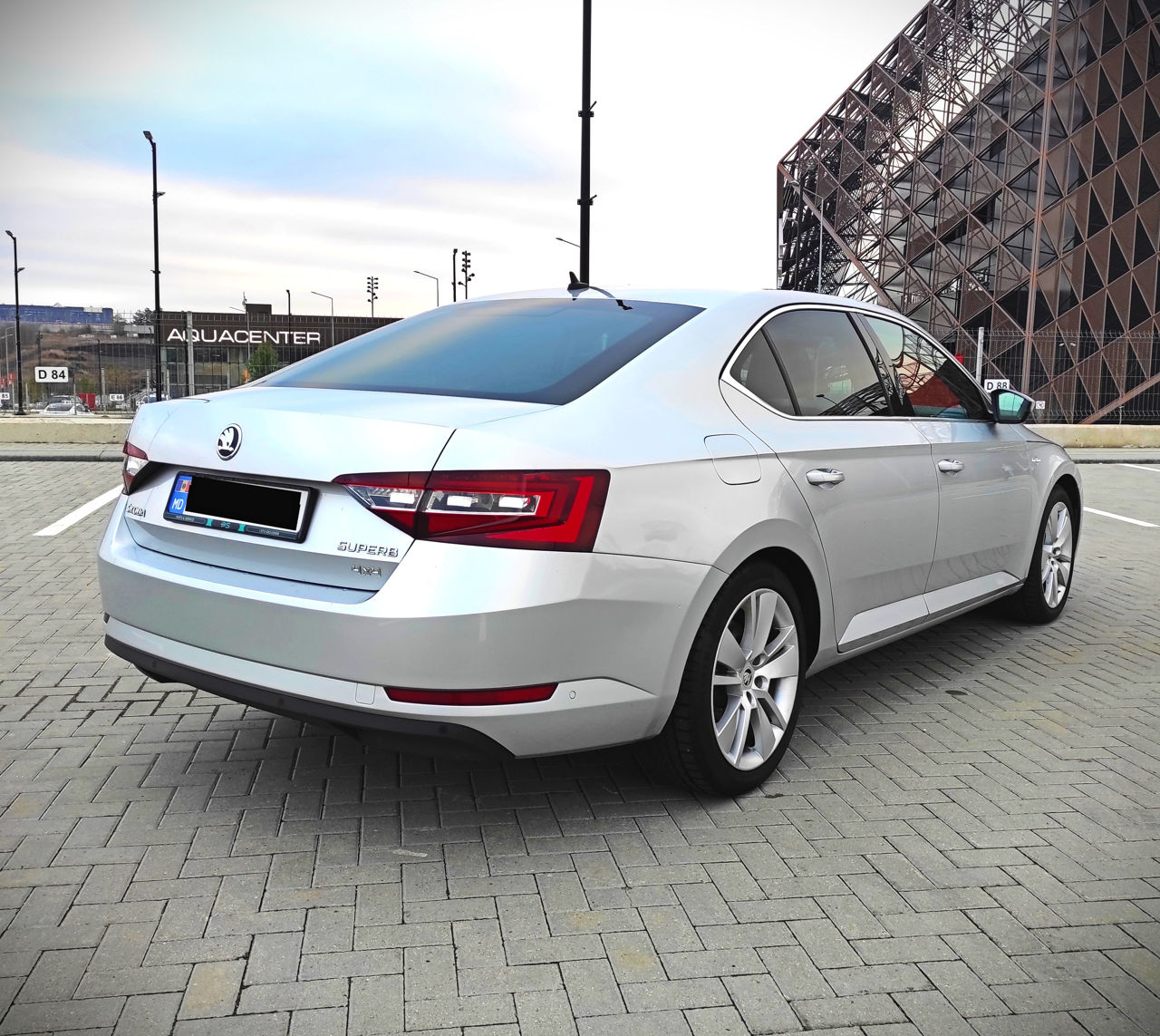 Skoda Superb foto 2