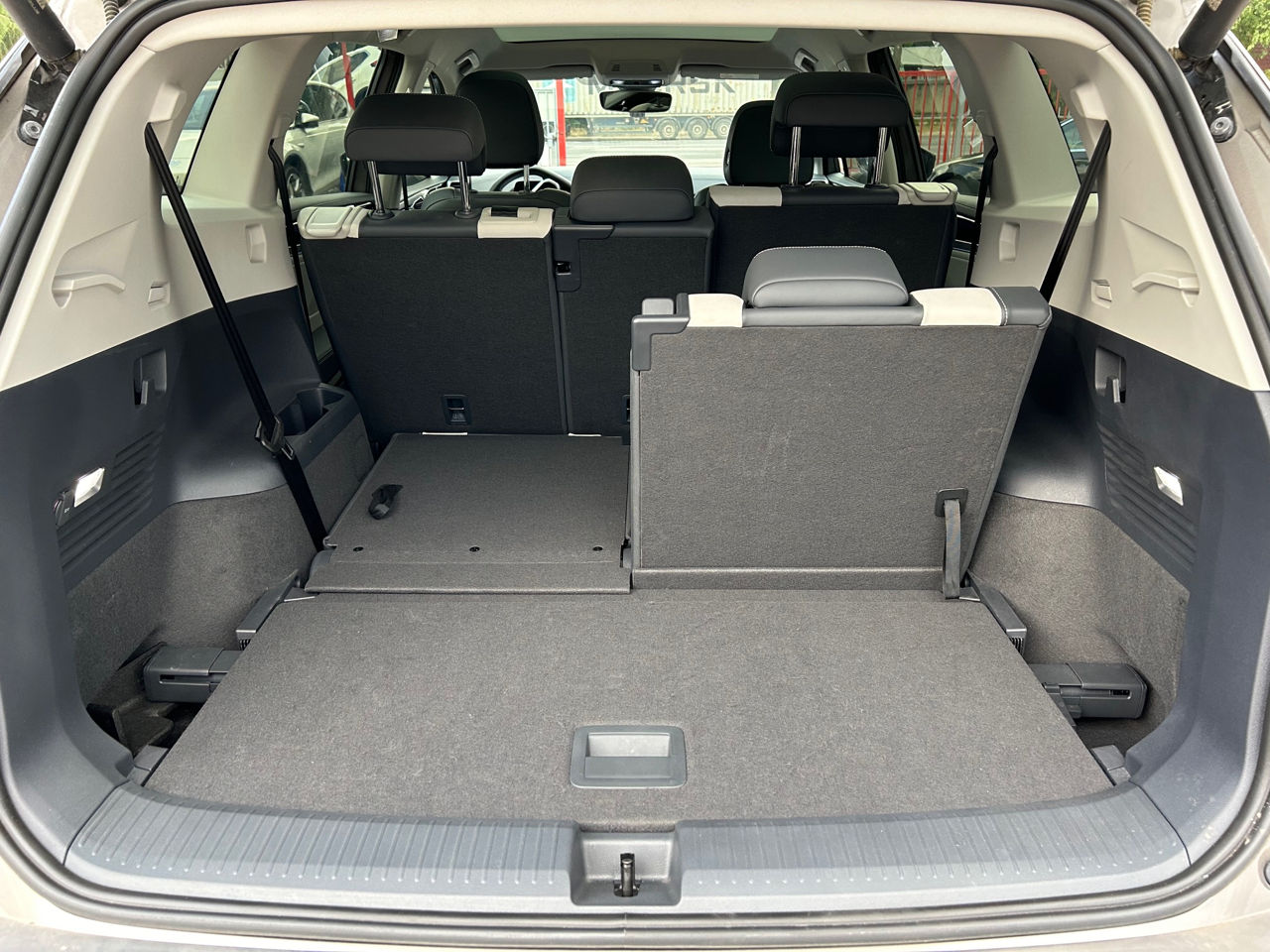 Volkswagen ID.6 Crozz foto 17