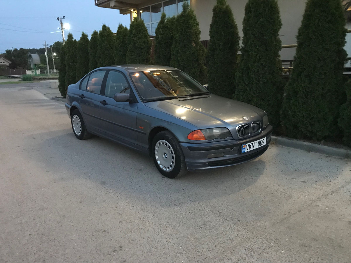 BMW 3 Series фото 3