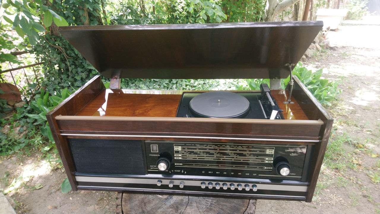Радиола Урал-112