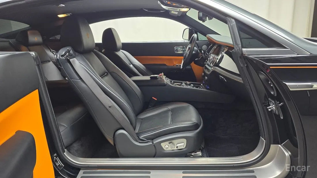 Rolls-Royce Wraith фото 7