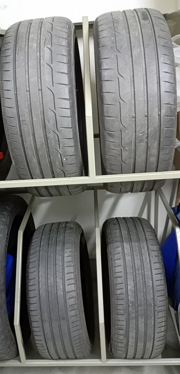 Резина 225/45 R18 фото 0