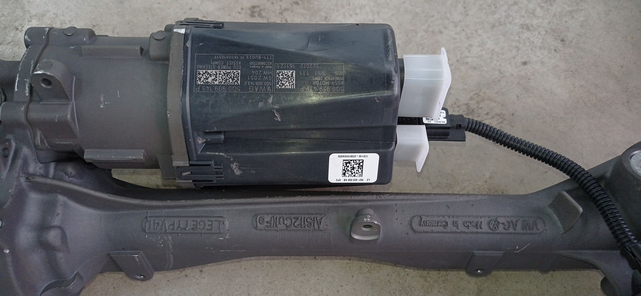 Рулевая рейка в сборе vw audi skoda.  vag 5q0959439p.  новая. оригинал! foto 1