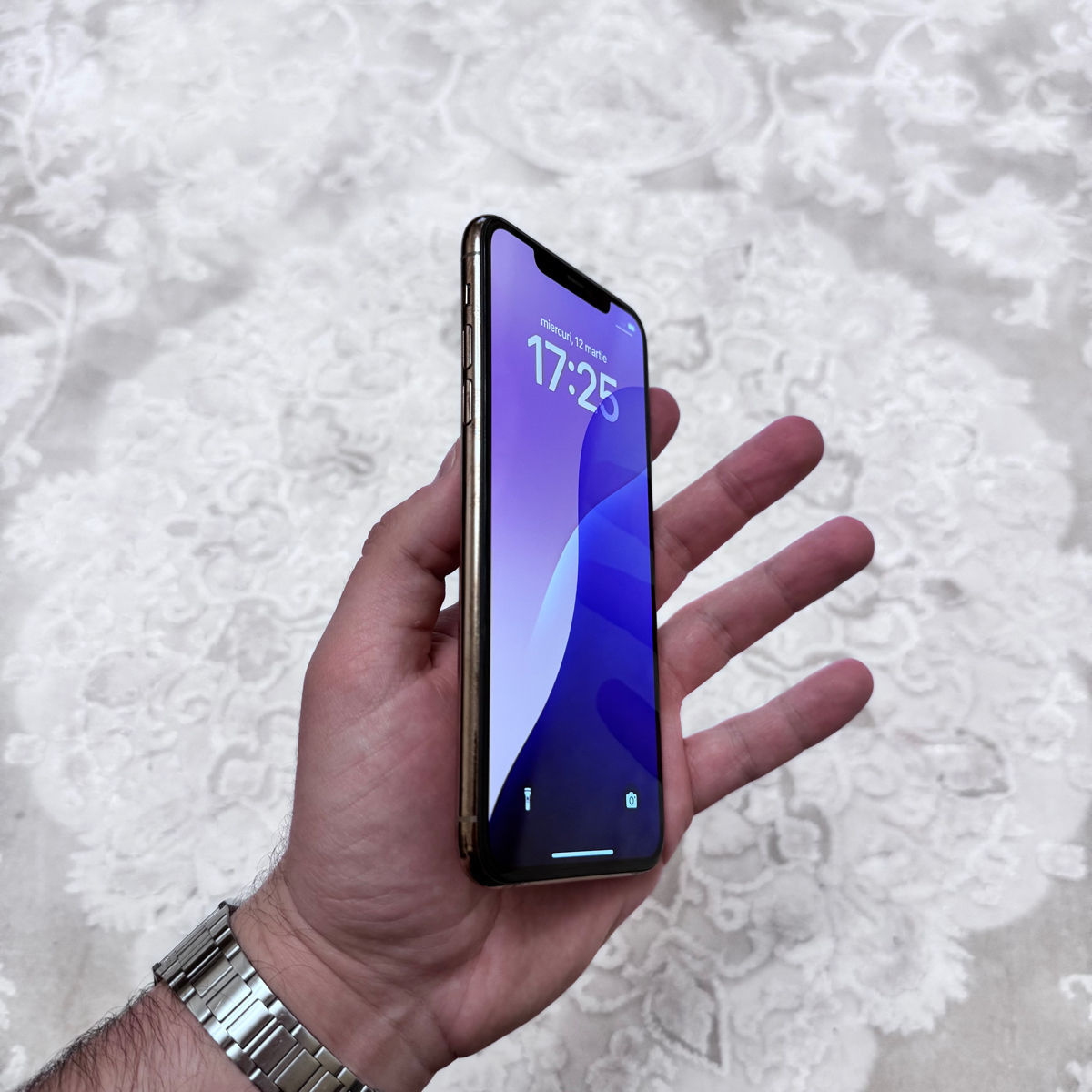 iPhone 11 Pro Max 64GB Gold foto 2