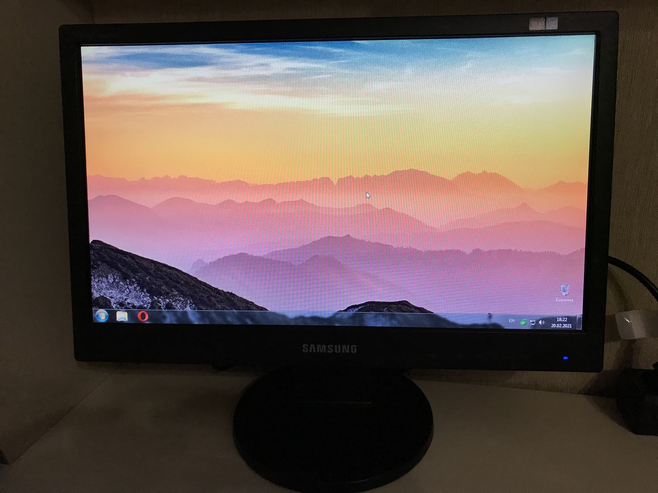 Монитор Samsung Syncmaster 943 18.5"