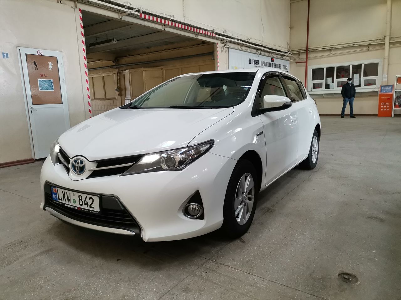 Toyota Auris Hybrid foto 1