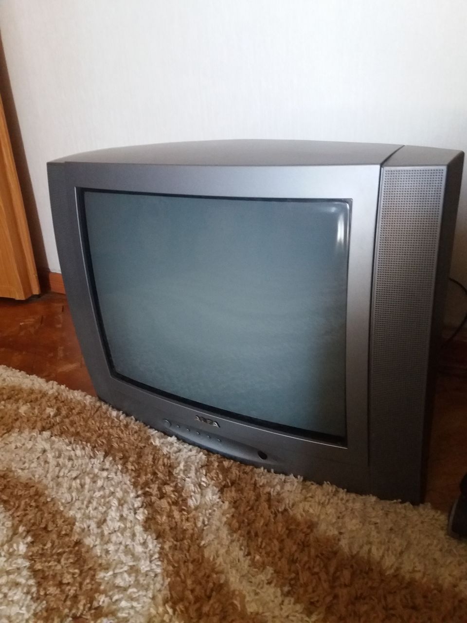 Продам телевизор альфа