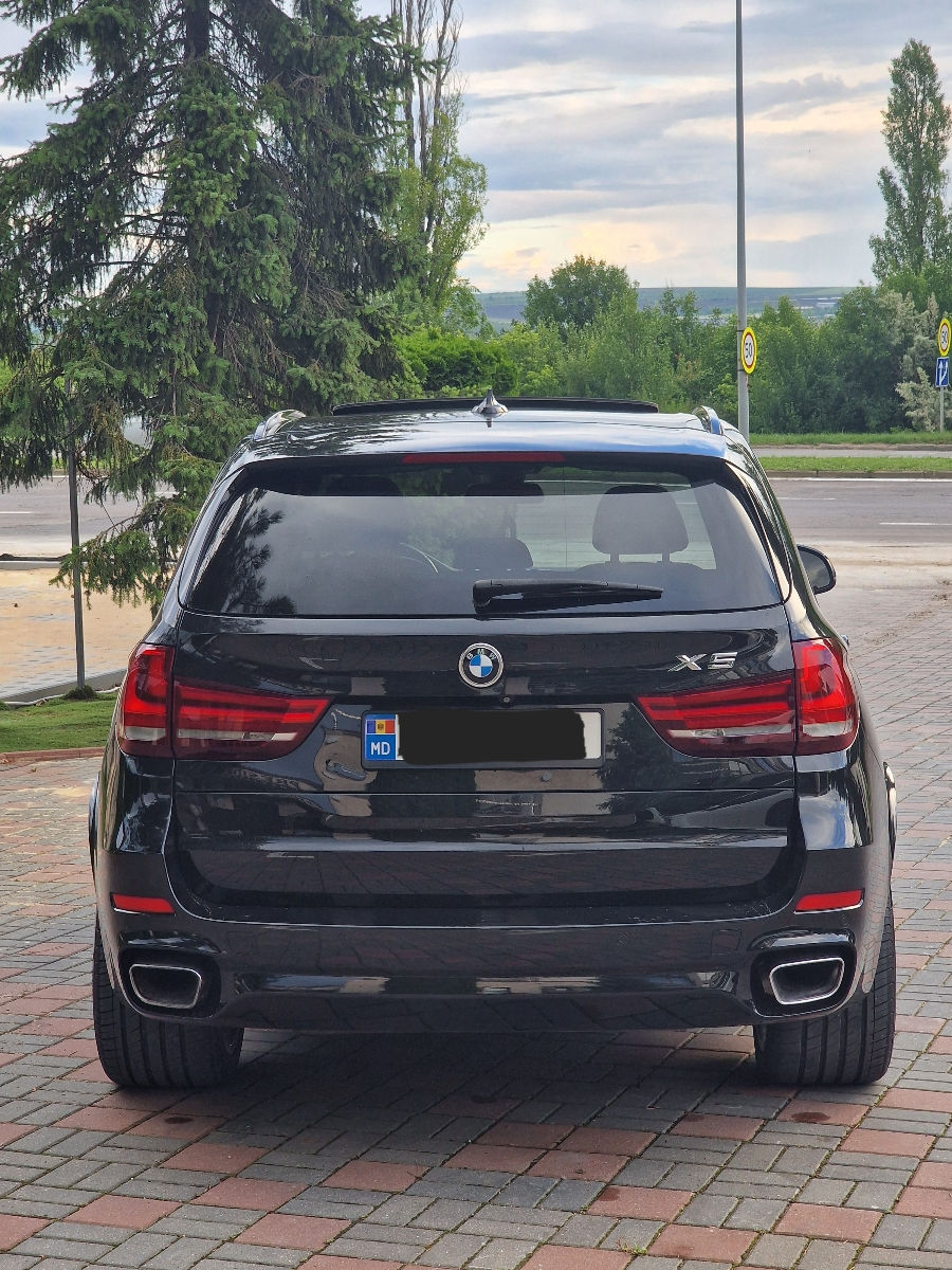 BMW X5 foto 1